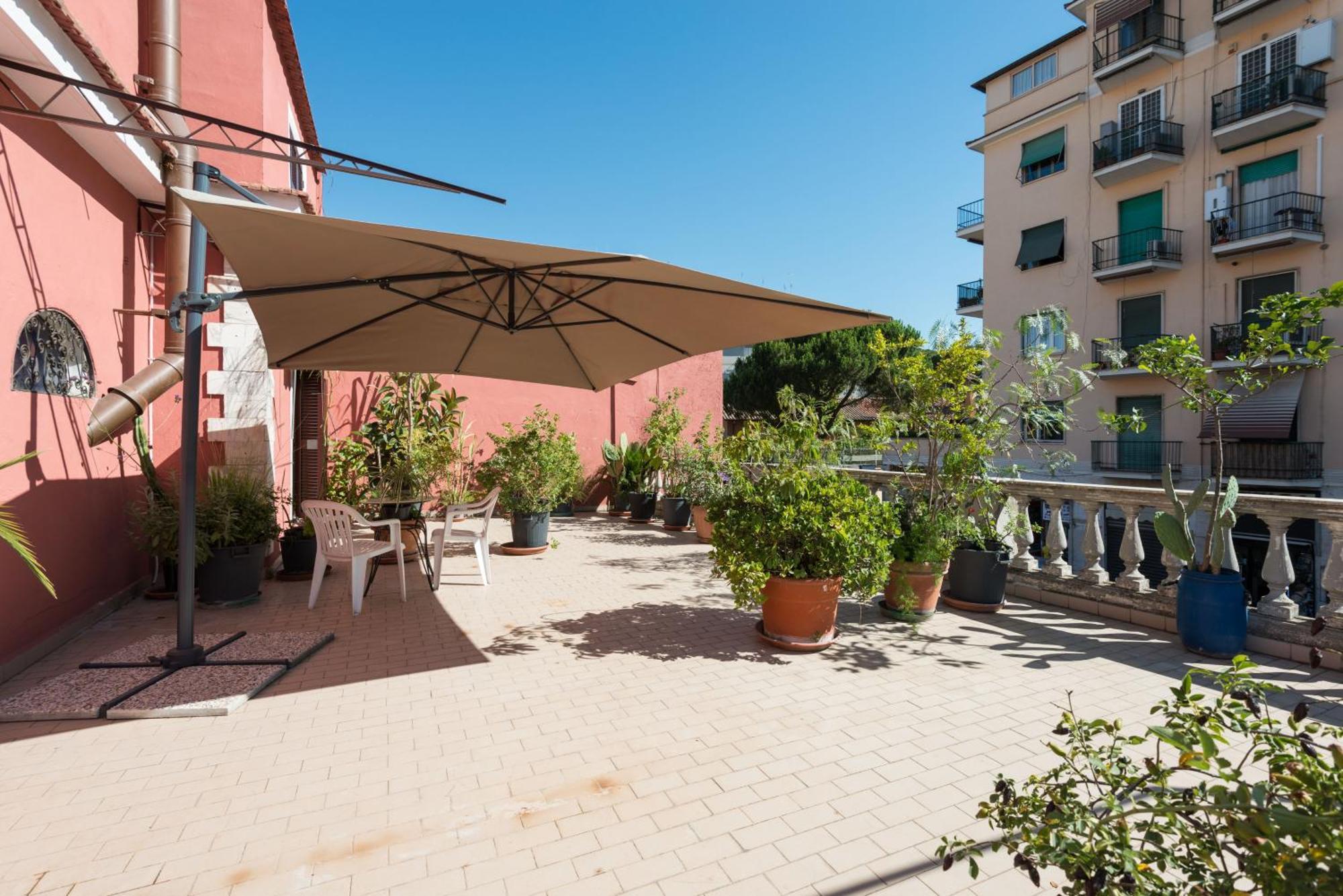 Cornelia Penthouse Acomodação com café da manhã Roma Exterior foto